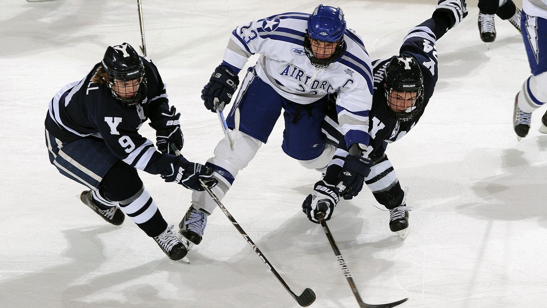 比赛后访：李明感谢队友拼搏，目标冠军！，李明参加射击比赛